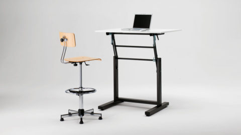 Banco scuola ergonomico regolabile in altezza M4DESK, altezza massima